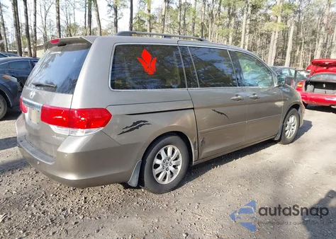 2008 Honda Odyssey Touring z USA, uszkodzony, nr VIN 5FNRL38888B067355